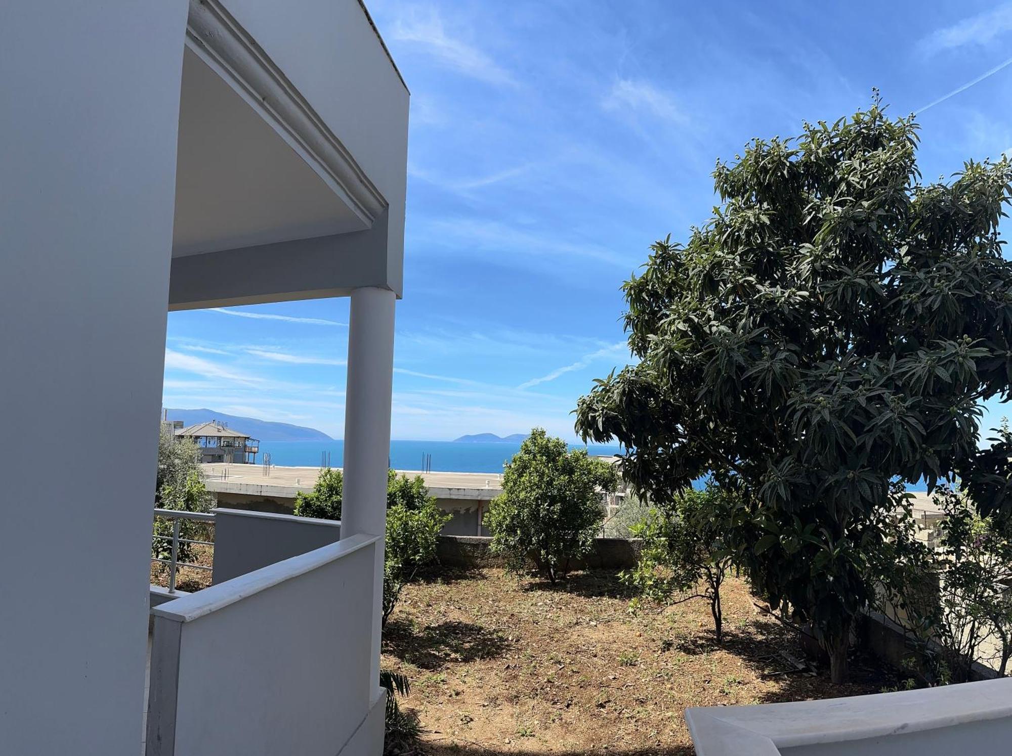 Hotel Luisanna Free Parking Vlore